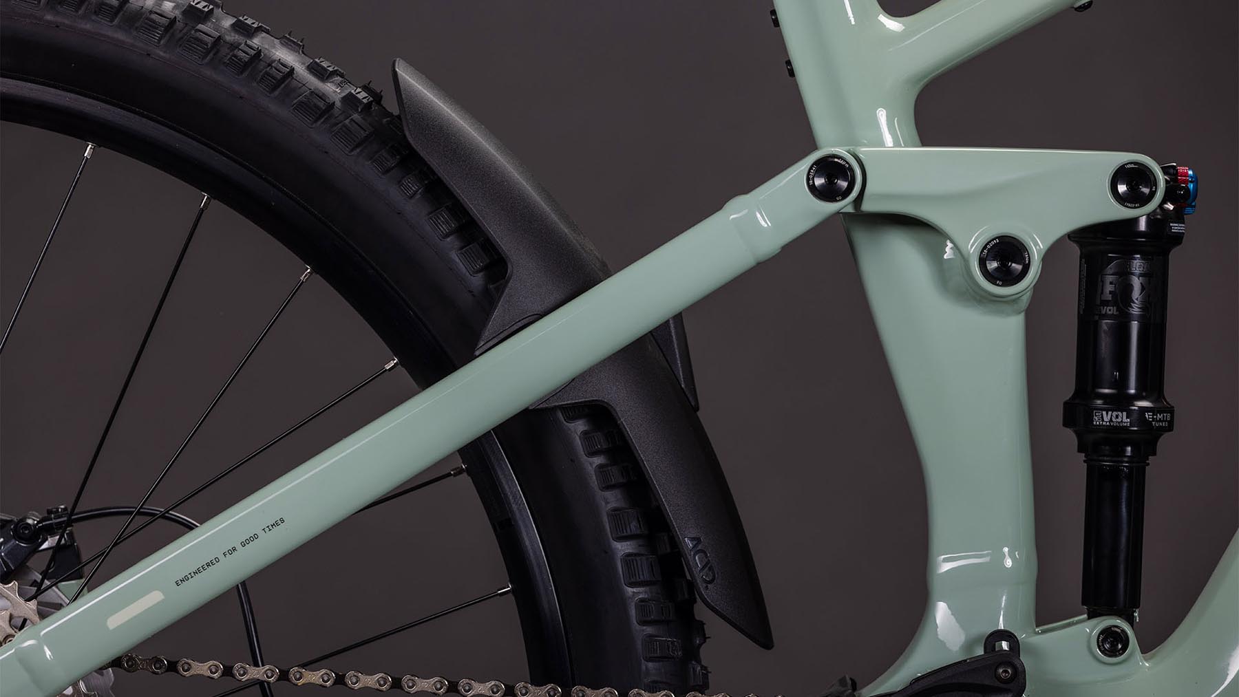 102310-Cube-Stereo-Hybrid-ONE44-EXC-800-desertstone-n-driedherbs-2026-EBike-Fully-Mountainbike-03