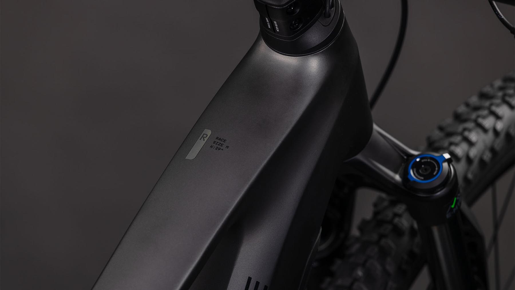 101200-Cube-Stereo-Hybrid-ONE22-Race-800-slabgrey-n-chrome-2026-EBike-Fully-Mountainbike-01