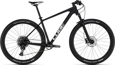 Mountain bike hardtail Cube Reaction C:62 ONE in nero.