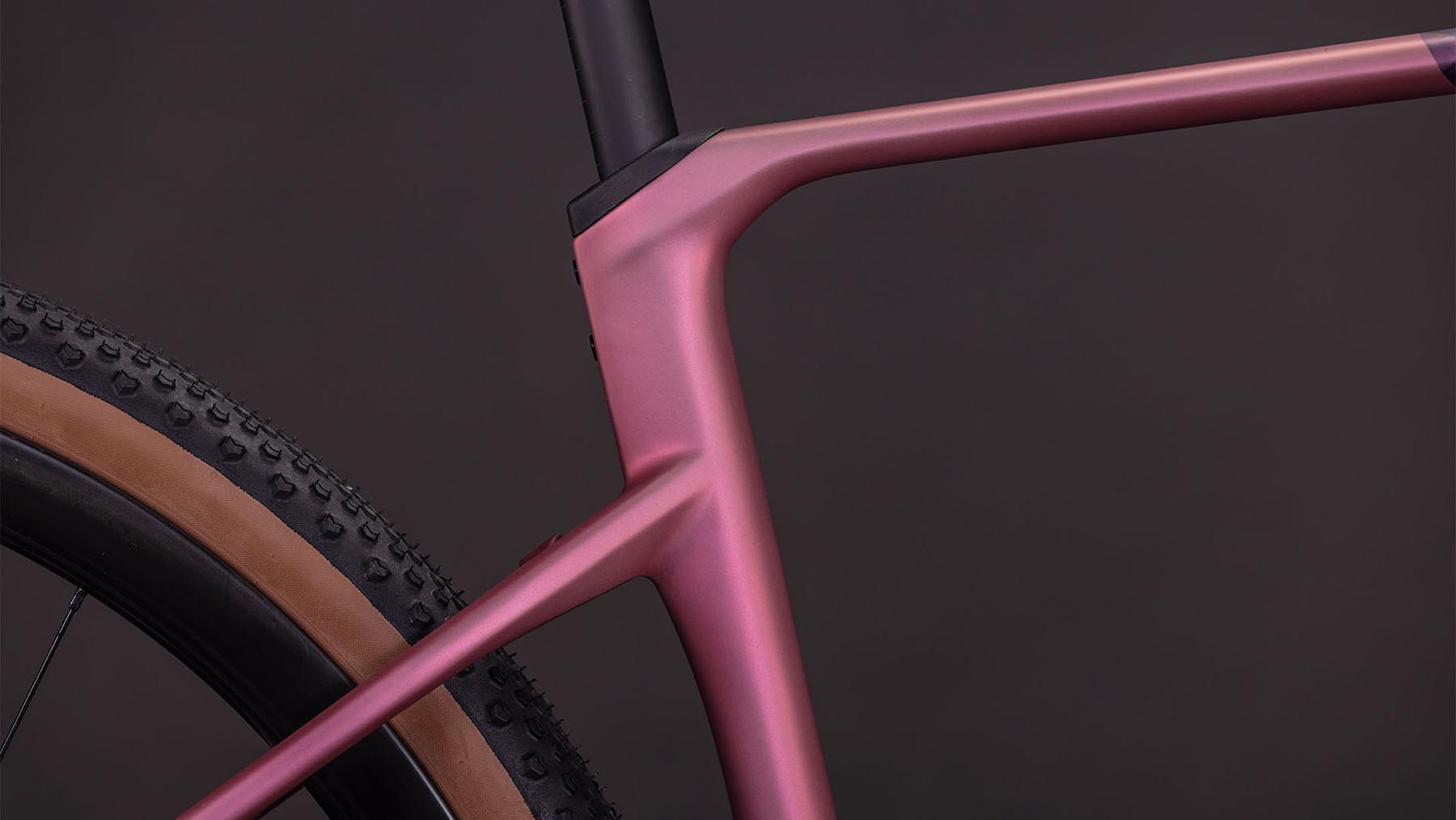130310-Cube-Nuroad-C-62-EX-shiftblush-n-art-2026-Gravel-Bike-04