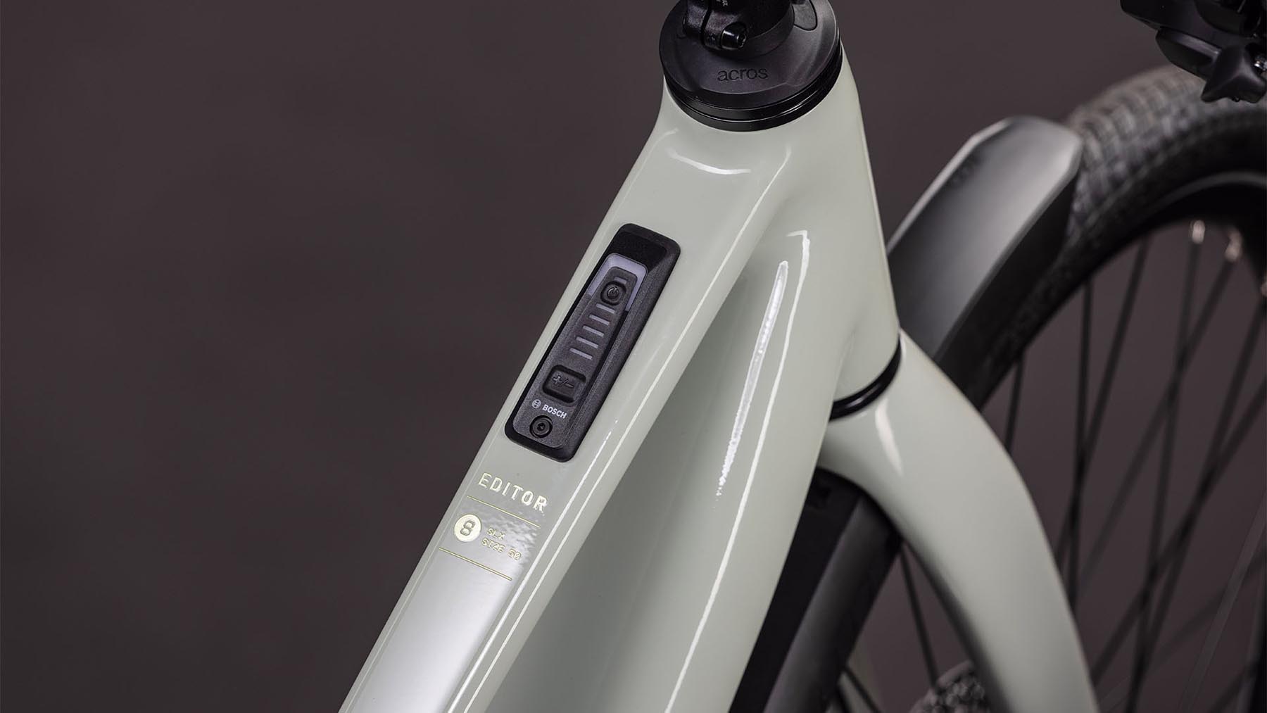 123211Z-Cube-Editor-Hybrid-SLX-400X-FE-reedbeige-n-chrome-2026-EBike-Fitnessrad-Damen-01