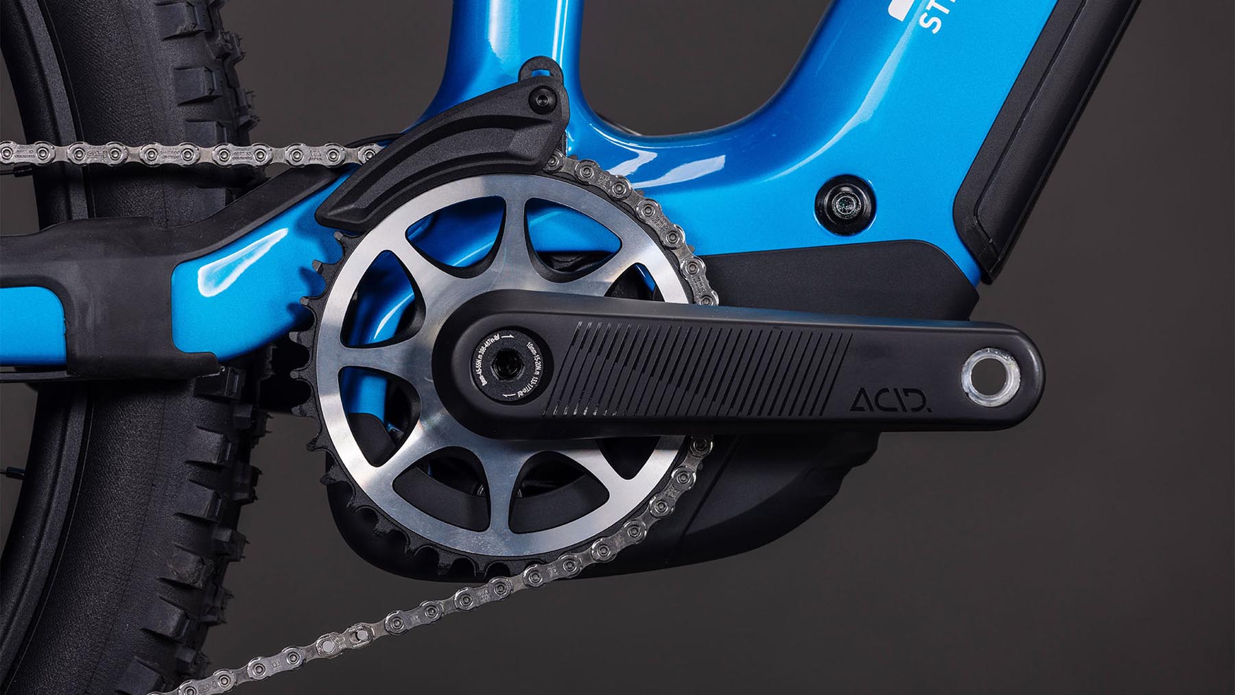 103510-Cube-Stereo-Hybrid-ONE77-HPC-AT-800-actionteam-2026-EBike-Fully-Mountainbike-03